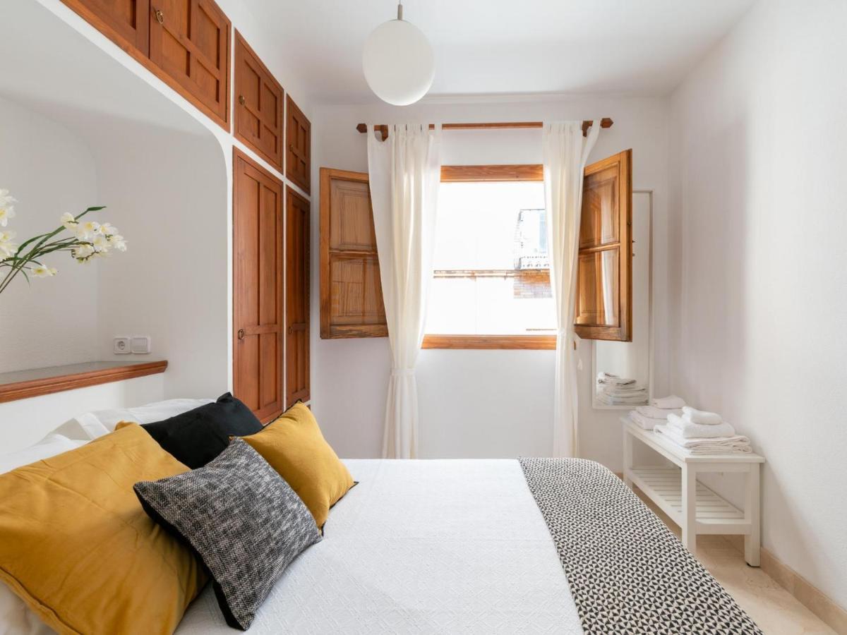Vr Excelente Ubicacion Luminoso Apt Para Parejas Sevilla Kültér fotó